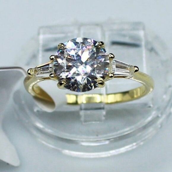 2 Ct Moissanite Engagement Ring Three-Stone Cut Zirconia Accents 18k Gold 6 NWT - Picture 3 of 9